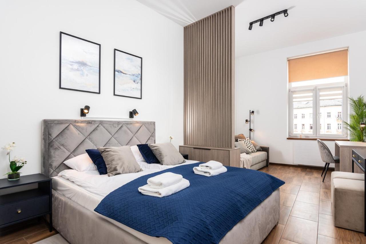 Premium Splendid Old Town Suites - By Upstairs Krakow Dış mekan fotoğraf